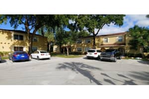 10717 La Placida Dr, Coral Springs, FL 33065, Sold 03/31/20