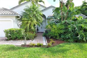 2944 E Abiaca Cir, Davie, FL 33328, Sold 04/17/20