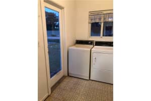 701 NW 10th St, Dania Beach, FL 33004, Sold 04/15/20