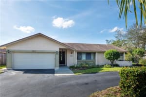 2821 SW 82nd Way, Davie, FL 33328, Sold 02/27/20