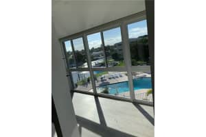 900 SW 12th St, Fort Lauderdale, FL 33315, Sold 04/10/20