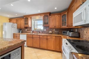 3430 Galt Ocean Dr, Fort Lauderdale, FL 33308, Sold 09/14/20