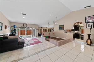9436 NW 46th St, Sunrise, FL 33351, Sold 01/30/20