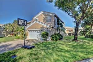 8365 NW 46th Dr, Coral Springs, FL 33067, Sold 03/04/20