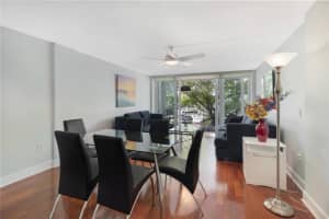 800 SE 4th St, Fort Lauderdale, FL 33301, Sold 11/03/20