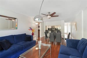 800 SE 4th St, Fort Lauderdale, FL 33301, Sold 11/03/20