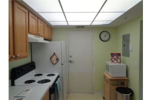 4025 N Federal Hwy, Fort Lauderdale, FL 33308, Sold 02/14/20