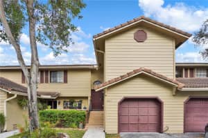 9003 Vineyard Lake Dr, Plantation, FL 33324, Sold 06/12/20