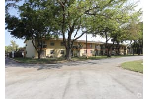 4068 Lakeside Dr, Tamarac, FL 33319, Sold 02/13/20