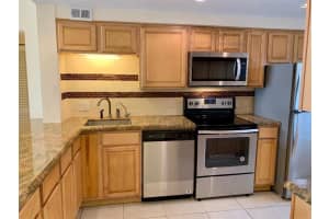 217 Lake Pointe Dr, Oakland Park, FL 33309, Sold 05/15/20