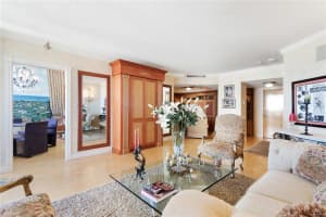 20191 E Country Club Dr, Aventura, FL 33180, Sold 03/27/20