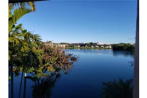 3251 NW 44th St APT 3, Oakland Park, FL 33309, Sold 04/14/20