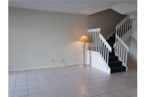 3251 NW 44th St APT 3, Oakland Park, FL 33309, Sold 04/14/20