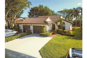 10050 Andrea Ln, Boynton Beach, FL 33437, Sold 06/24/20