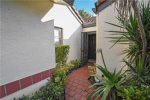 10050 Andrea Ln, Boynton Beach, FL 33437, Sold 06/24/20