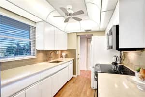 801 S Federal Hwy, Pompano Beach, FL 33062, Sold 04/15/20