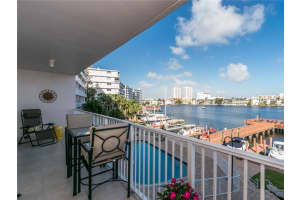 400 Golden Isles Dr, Hallandale Beach, FL 33009, Sold 02/26/21