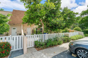 8091 NW 13th St #14g, Margate, FL 33063, Sold 10/26/20