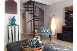 640 Tennis Club Dr, Fort Lauderdale, FL 33311, Sold 05/15/20