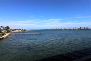 410 Wilma Cir, Riviera Beach, FL 33404, Sold 02/28/20