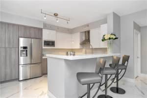 233 S Federal Hwy, Boca Raton, FL 33432, Sold 08/07/20