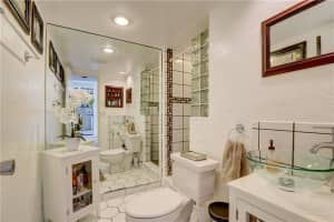 1050 SE 15th St, Fort Lauderdale, FL 33316, Sold 03/02/20