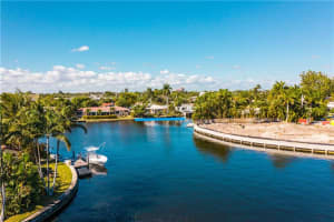 1724 NE 22nd Terrace, Fort Lauderdale, FL 33305, Sold 07/14/20