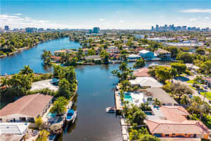 1724 NE 22nd Terrace, Fort Lauderdale, FL 33305, Sold 07/14/20