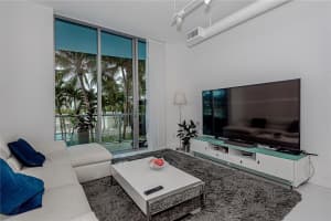 3029 NE 188th St, Aventura, FL 33180, Sold 11/03/20