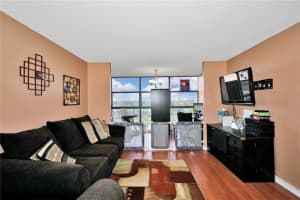 600 Parkview Dr, Hallandale Beach, FL 33009, Sold 07/17/20