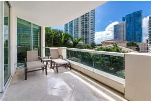 411 N New River Dr E, Fort Lauderdale, FL 33301, Sold 06/25/21