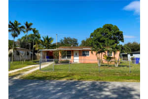 5701 Simms St, Hollywood, FL 33021, Sold 05/11/20