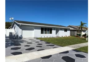 8911 NW 80th Dr, Tamarac, FL 33321, Sold 06/12/20