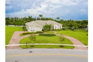 5620 S Sterling Ranch Cir, Davie, FL 33314, Sold 10/01/20