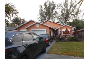 MLS# F10213924, Hollywood, Florida 33020
