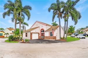 10920 SW 10th Pl, Davie, FL 33324, Sold 03/18/20