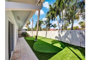 1960 Waters Edge, Pompano Beach, FL 33062, Sold 04/03/20