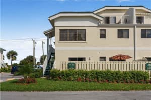 280 Bella Vista Ct N, Jupiter, FL 33477, Sold 05/04/20