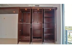 3029 NE 188th St, Aventura, FL 33180, Sold 07/31/20