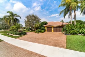11035 SW 38th Dr, Davie, FL 33328, Sold 07/31/20
