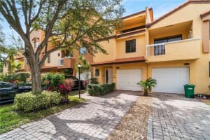 21388 Marina Cove Cir g16, Miami, FL 33180, Sold 05/19/20