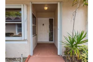 1129 W Lakes Dr, Deerfield Beach, FL 33442, Sold 03/25/20