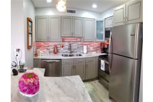 1050 SE 15th St, Fort Lauderdale, FL 33316, Sold 03/16/20