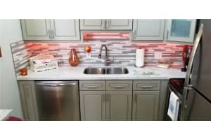 1050 SE 15th St, Fort Lauderdale, FL 33316, Sold 03/16/20