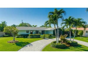 330 SW 12th St, Boca Raton, FL 33432, Sold 04/02/20