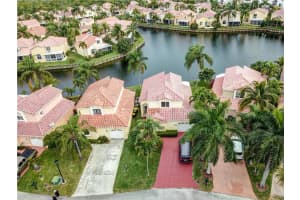 1096 SE 6th Ave, Dania Beach, FL 33004, Sold 11/16/20