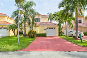 1096 SE 6th Ave, Dania Beach, FL 33004, Sold 11/16/20