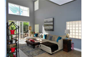 12124 NW 46th St, Tamarac, FL 33321, Sold 04/01/20