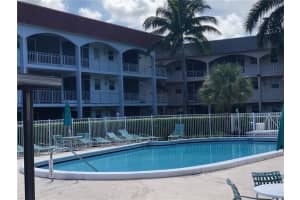 501 Blue Heron Dr, Hallandale Beach, FL 33009, Sold 10/02/20
