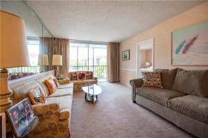 5300 NE 24th Terrace, Fort Lauderdale, FL 33308, Sold 04/01/20
